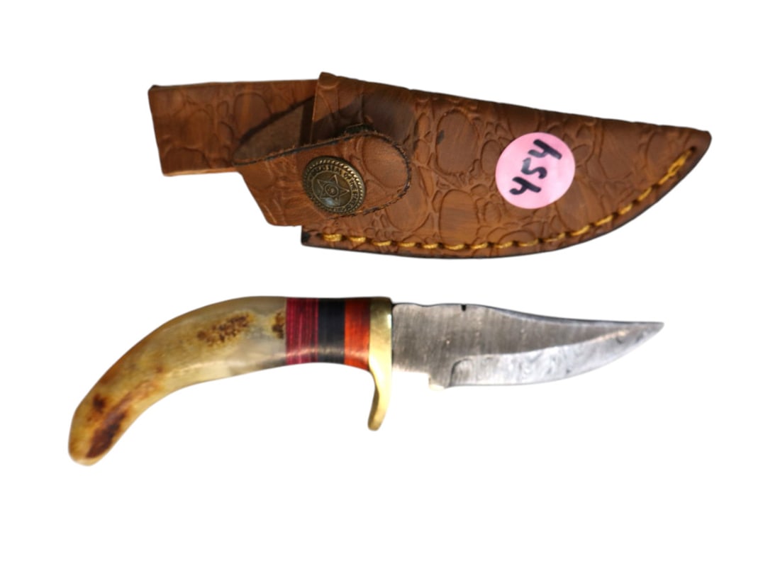 New fancy bear claw style handle damascus knife (1 of 1)