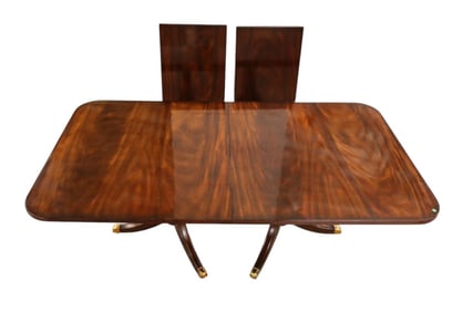 Beautiful Maitland Smith burl mahogany dining room table with 2 20" leaves