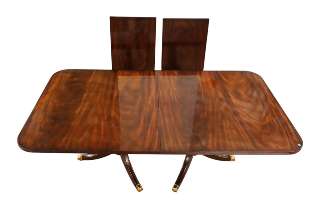 Beautiful Maitland Smith burl mahogany dining room table with 2 20" leaves (1 of 10)