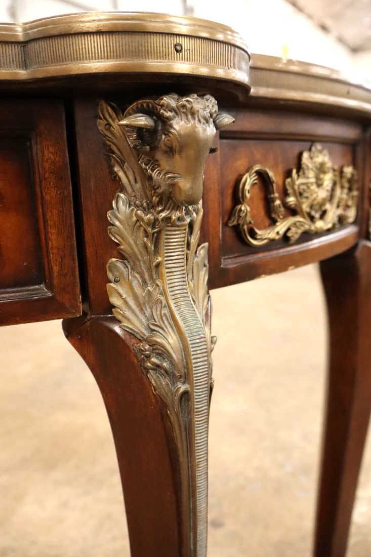 Impressive Theodore Alexander rams head console table - 2