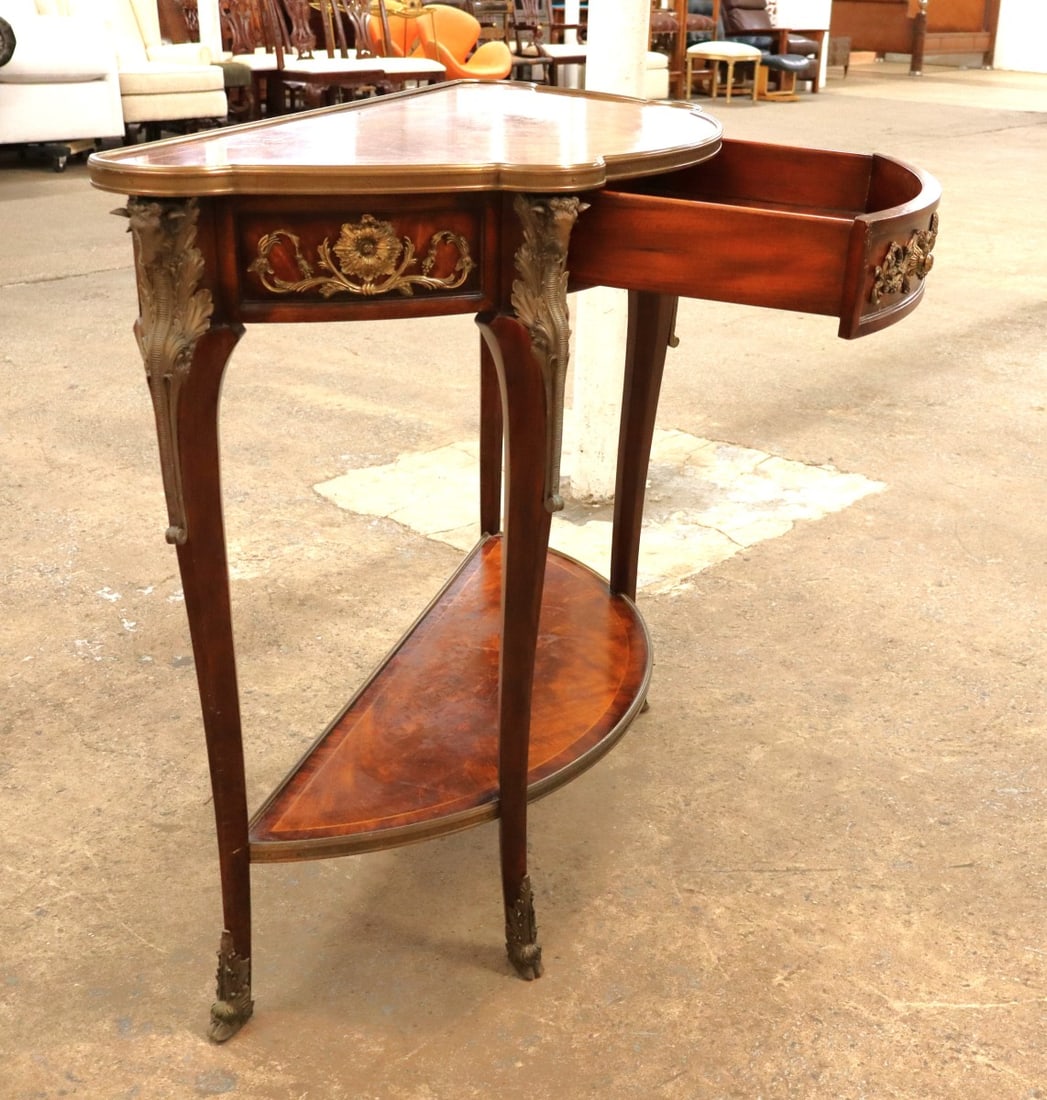 Impressive Theodore Alexander rams head console table - 7