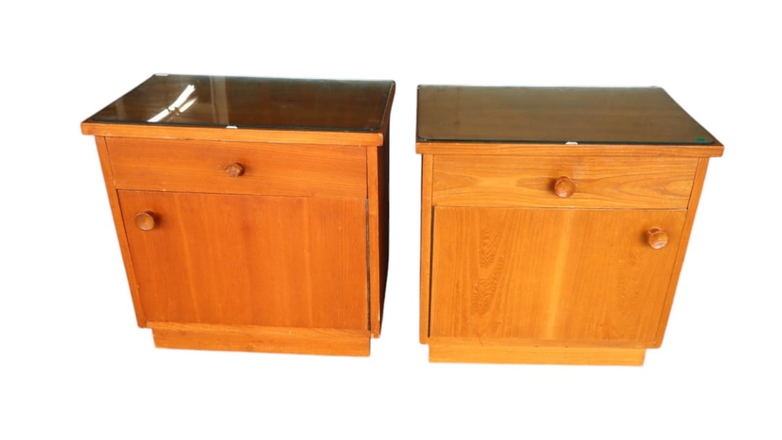 Pair of mid century ight walnut nightstands with custom glass tops: Pair of mid century 1 drawer 1 door light walnut nightstands with custom glass tops, original finish, structurally sound good condition for age but one pull is broke see photos. Each 20"h x 20.25"w x