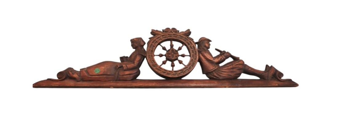 Antique Pennsylvania Dutch walnut wood carving: Antique Pennsylvania Dutch walnut wood carving, original finish. 10"h x 37.5'l x 1"d