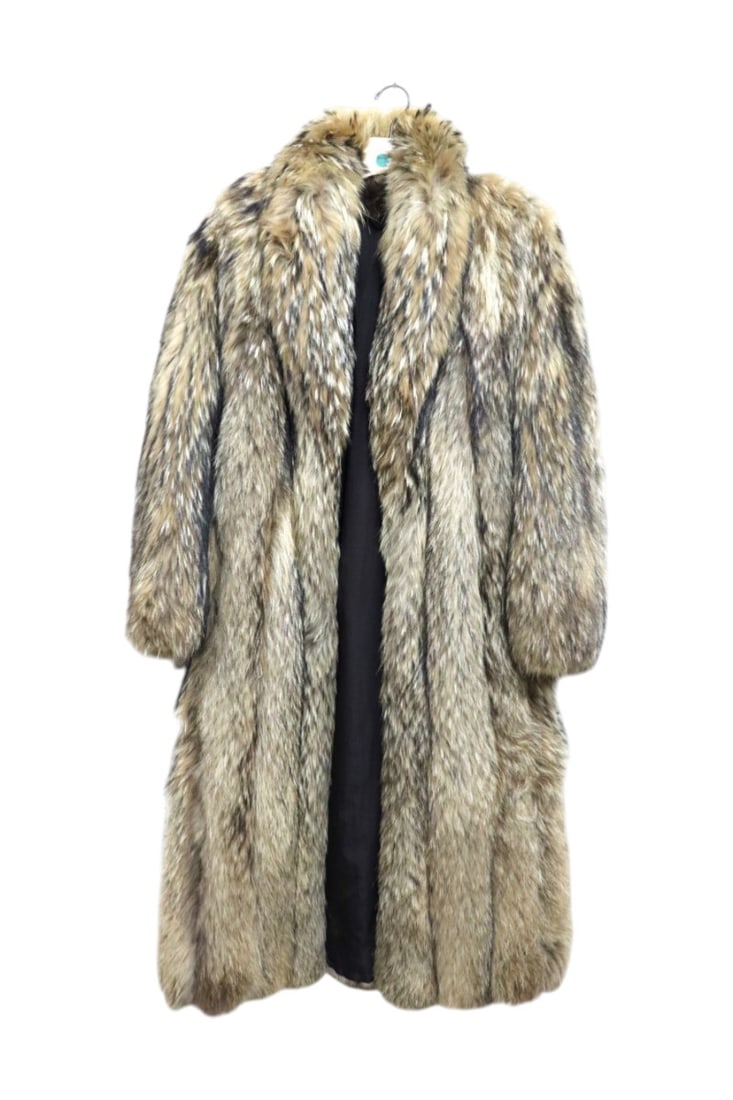 Beautiful long racoon fur coat with made in Greece tag (1 of 6)
