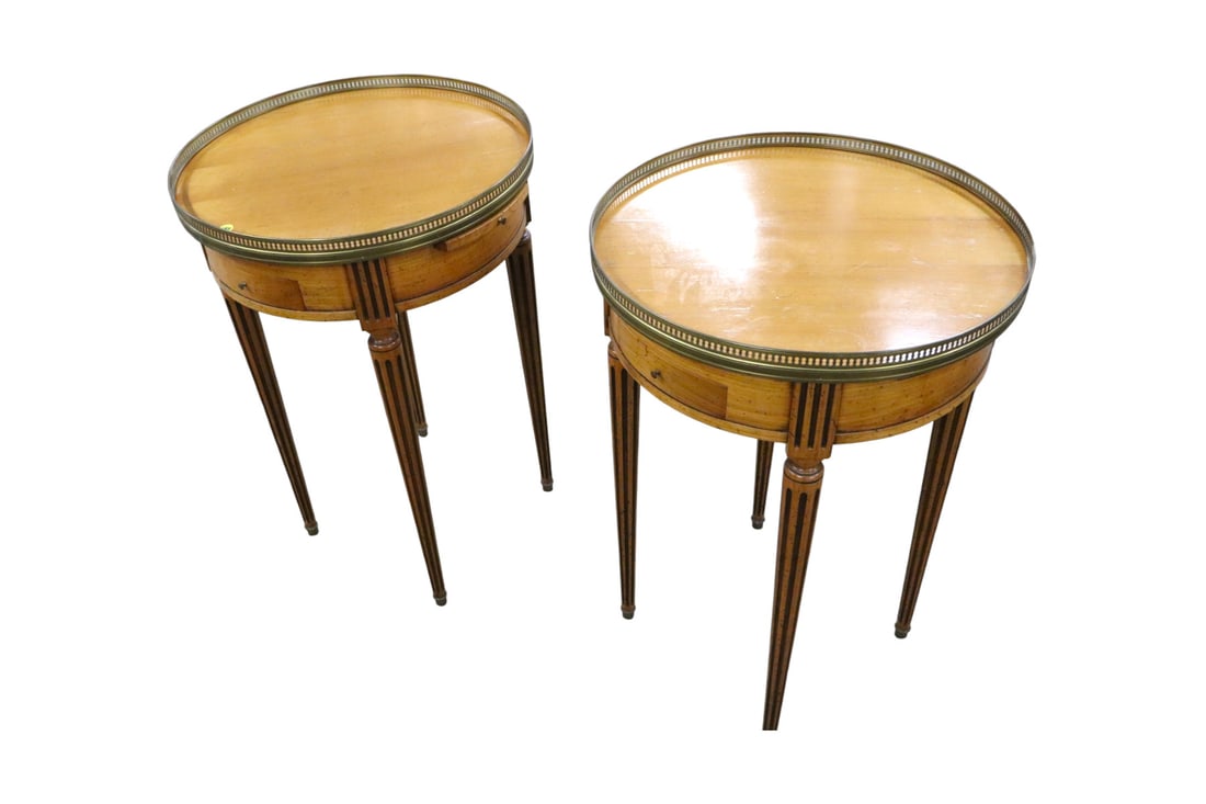 Beautiful PR quality vintage Louis XVI bronze lace galleried accent tables w/pull out leather trays: Beautiful pair of quality vintage Louis XVI bronze lace galleried 2 drawer with pull out leather top trays accents tables in the light mahogany with fluted legs, original finish, structurally sound an