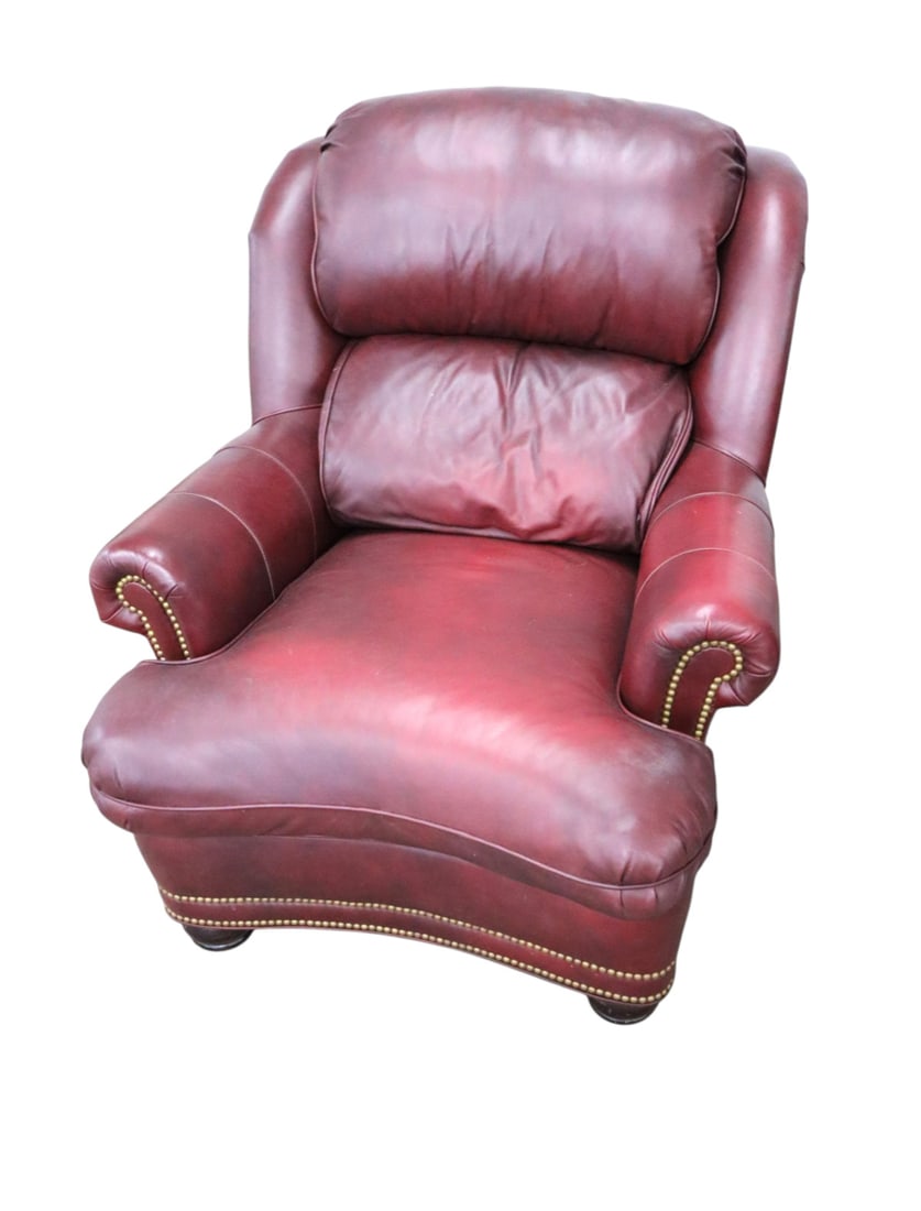 Hancock & Moore burgundy leather lounge club chair: Hancock and Moore burgundy leather lounge club chair, no rips or tears, structurally sound and in good condition. 38?h x 37?w x 38?d seat height 17?