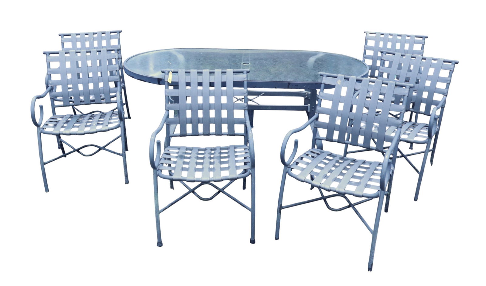 Nice 8 piece oval glass top patio set (1 of 6)