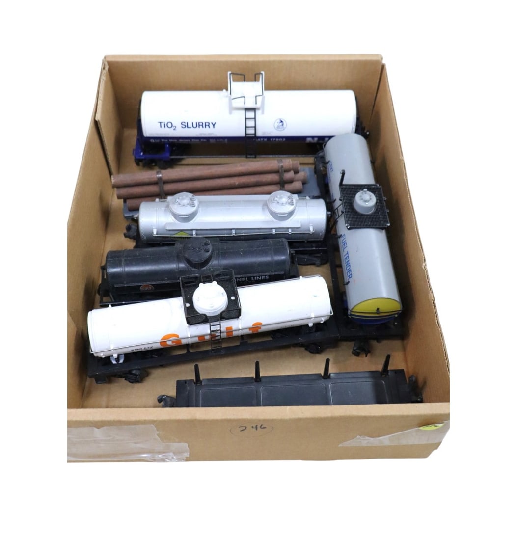 7 Lionel and other train cars (1 of 2)