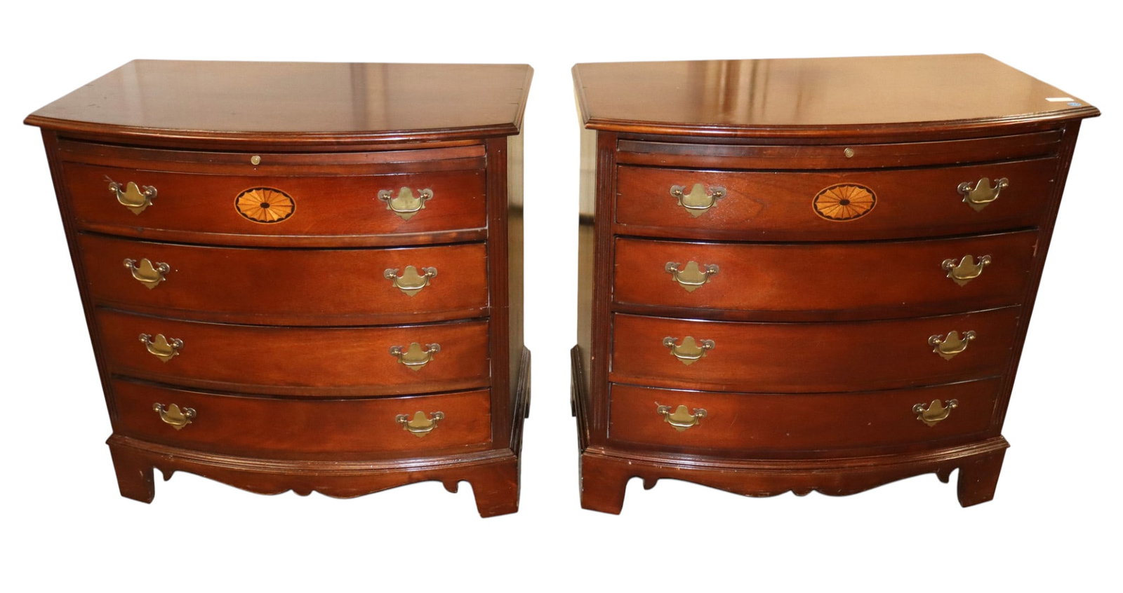 Pair Lexington Palmer Home Coll. over-sized nightstands (1 of 11)