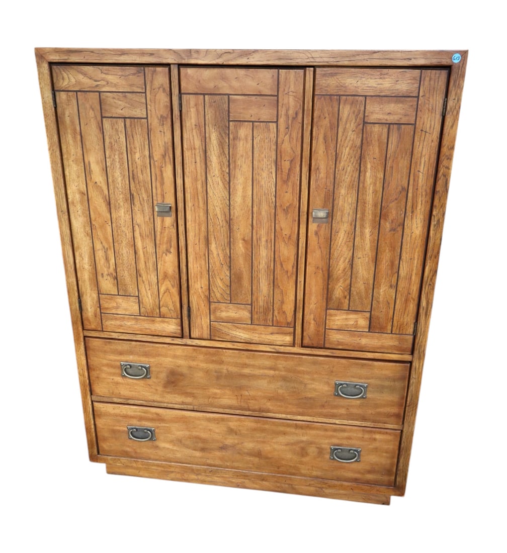 Vtg Drexel MidC style 3 dr 2 drawer gentleman?s chest (1 of 6)