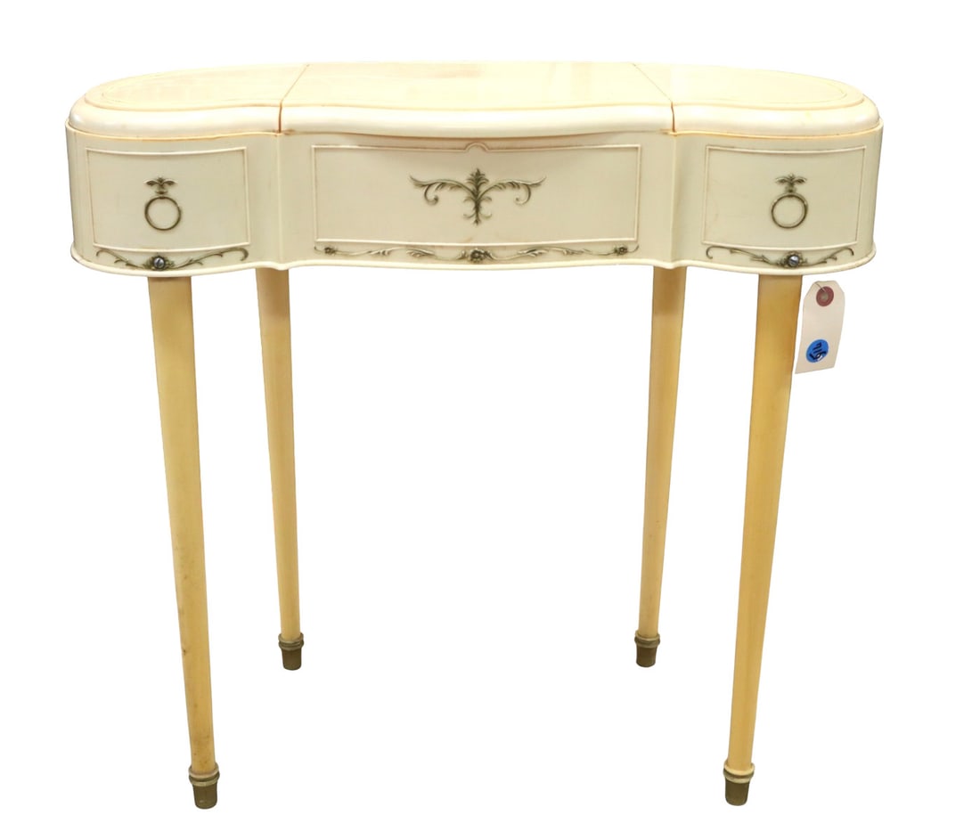 Vintage Marx Childs Vanity in the plastic (1 of 7)