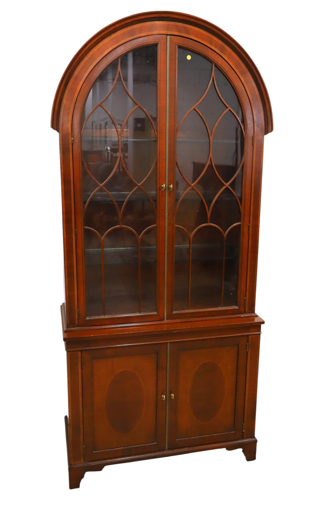 Baker Charleston Collection china cabinet (1 of 8)