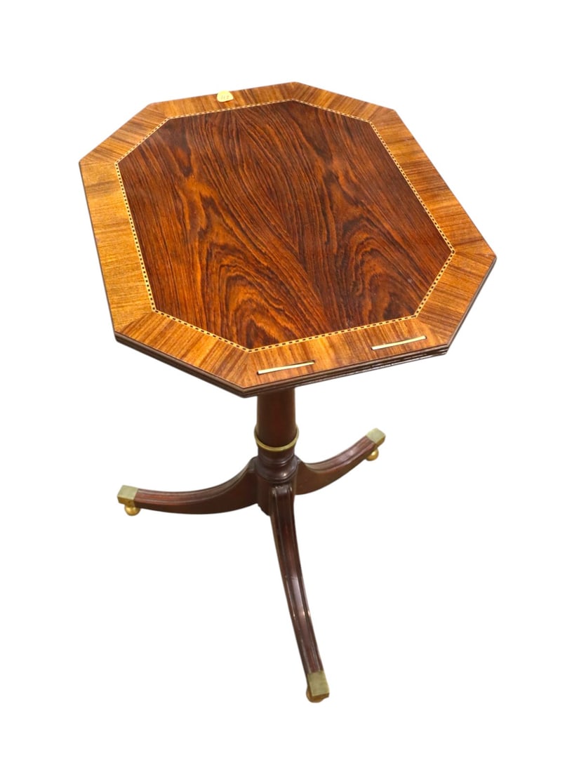 Rare Baker rosewood banded tilt top book stand: Beautiful RARE Baker Furniture rosewood and banded tilt top table/ book stand with pop up bronze book holders on mahogany Duncan Phyfe base, original finish, structurally sound and in good condition. 