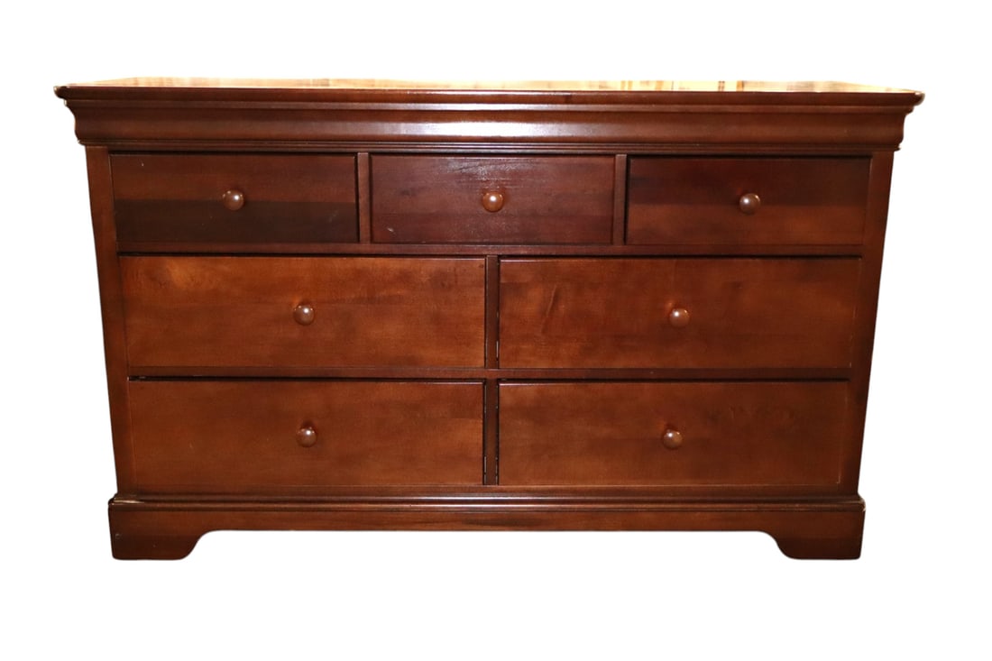 Contemporary mahogany low chest by Stanley (1 of 10)