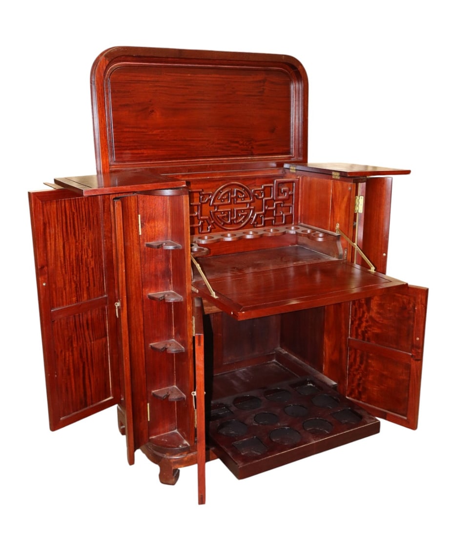 Vintage rosewood Chinese bar - original finish: Vintage solid rosewood Chinese bar, original finish, structurally sound and in good condition. 42"h x 36"w x 18"d