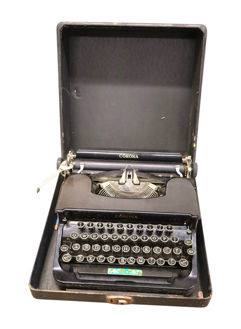 Antique Carona typewriter in case. (1 of 8)