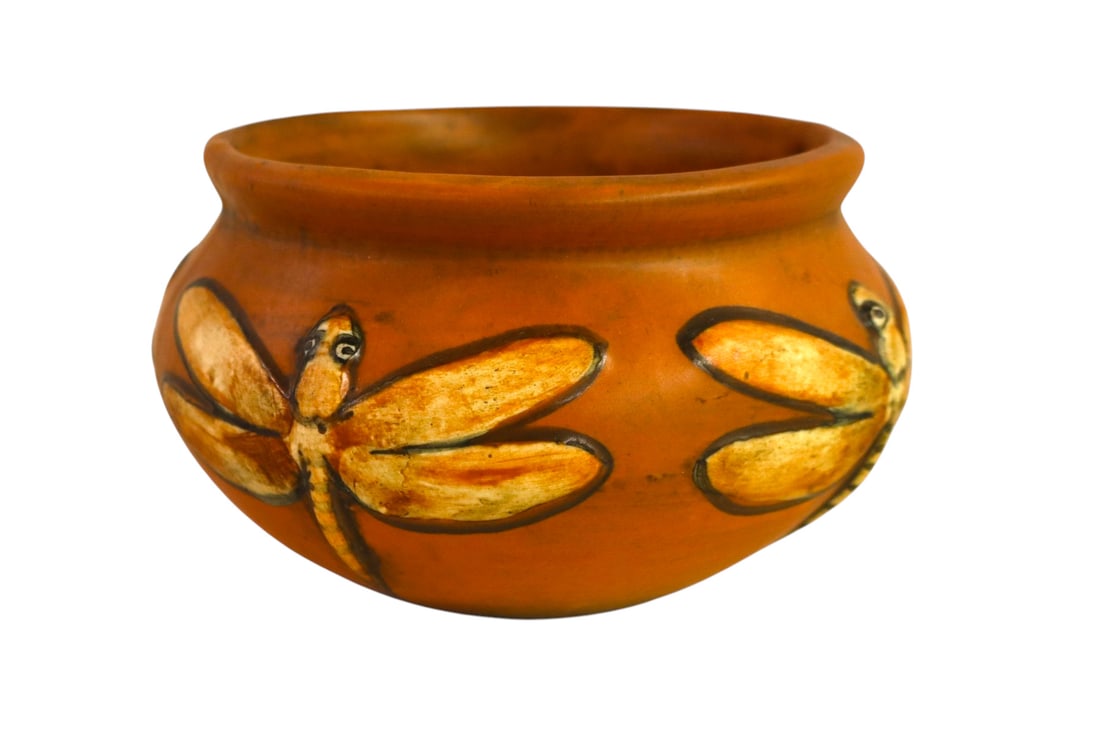 Dragon Fly art pottery bowl possibly Weller: Art pottery bowl believed to be Weller with Dragon Fly decorated no noticeable issues. 3.5"h x 6" diameter