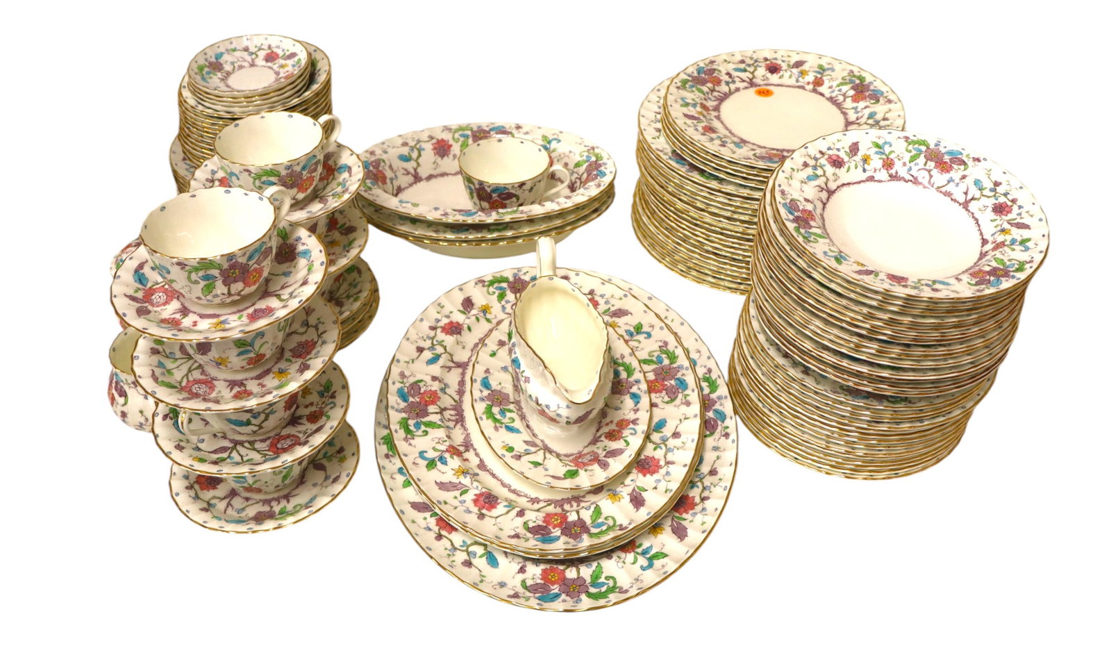 Lg. 105pc Royal Worcester Cashmier dinnerware: Large vintage 105 piece Royal Worcester Cashmier dinnerware set, (17) 10.5" plates, (4) 9.25" plates, (13) 8" plates, (14) 8" bowl, creamer/sugar, (8) cups, (10) cup underplate, gravy bowl, (2) 13.5" 