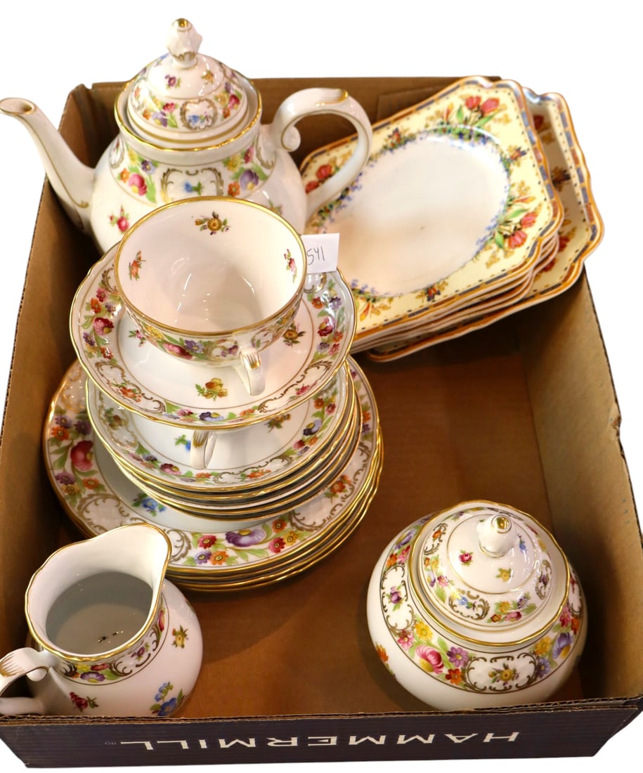 20pcs: 15pc Bavaria luncheon set and 5 Crown Ducal plates: 20pc lot: 15 piece luncheon set by Bavaria Golden Crown E&R Emperess Dresdner Flowers and teapot and creamer/sugar and 5 Crown Ducal plates, no noticeable issues.