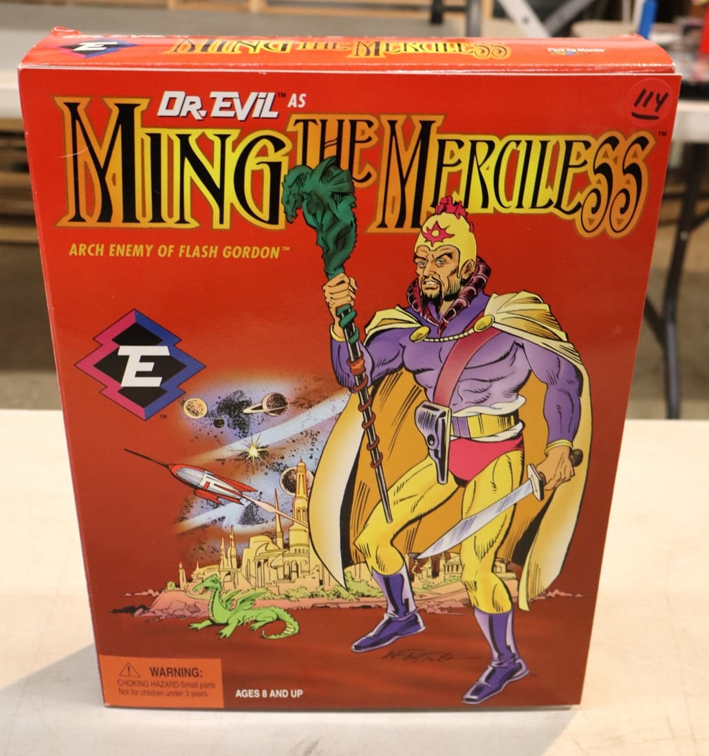 Vintage Playing Mantis Doctor Evil action figure Villain Series Ming the Merciless Arch Enemy of (1 of 3)