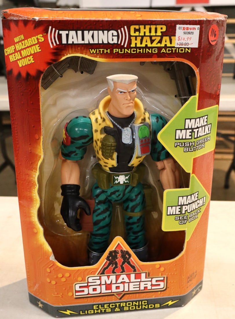 Vintage Kenner Hasbro Small Soldiers talking Chip Hazards new in box.: Vintage Kenner Hasbro Small Soldiers talking Chip Hazards new in box.