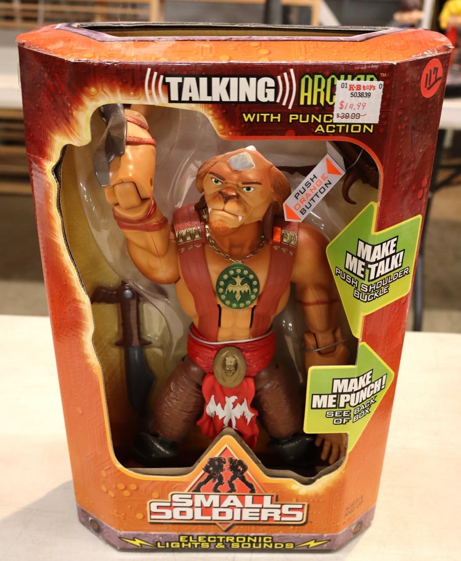 Vintage Kenner Hasbro Small Soldiers talking Archer new in box.: Vintage Kenner Hasbro Small Soldiers talking Archer new in box.