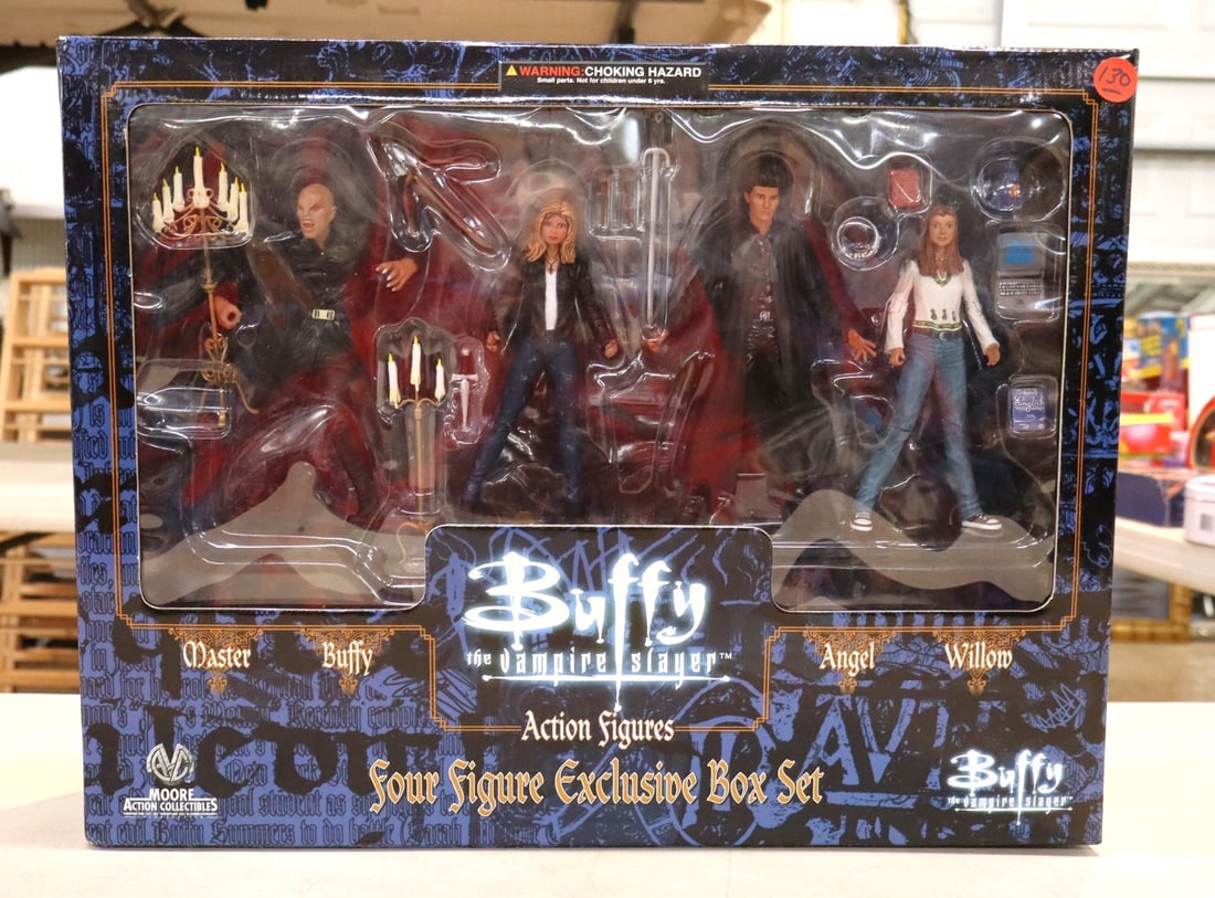 Vintage Moore Action Collectibles Buffy the Vampire the Slayer Action Figures new in box. (1 of 5)