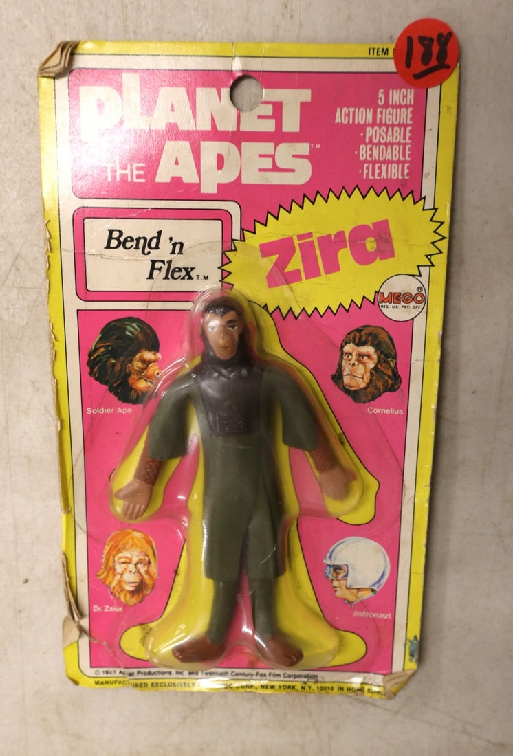 Vintage Planet of the Apes Bend N Flex Zira in original packaging (1 of 2)
