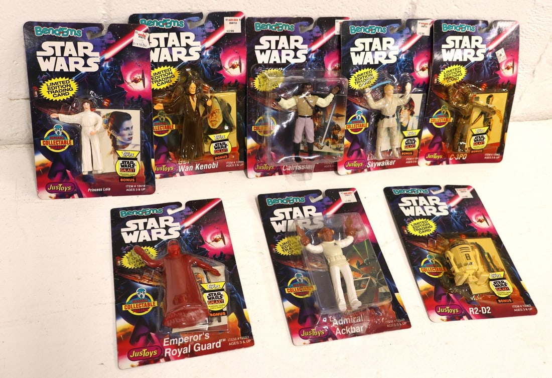 8 vintage Star Wars bendables in original packing (1 of 2)