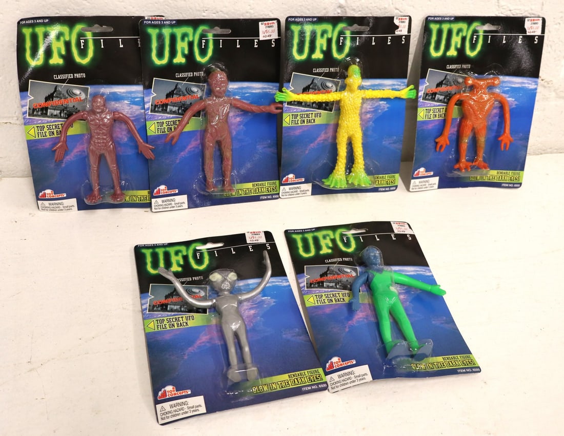 6 vintage UFO Files Bendables by Toy Concepts in original packaging (1 of 2)