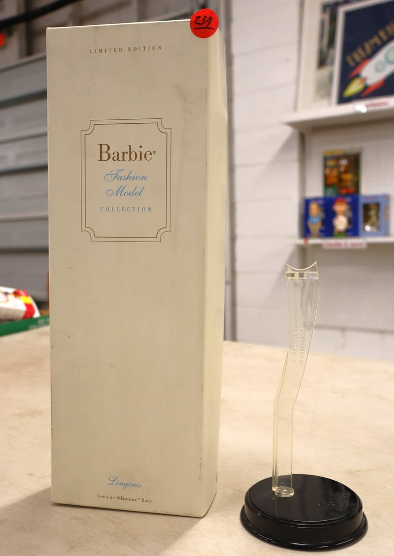 Vintage Lingerie Barbie, Limited Edition Barbie Fashion Model Collection in original packaging with (1 of 3)