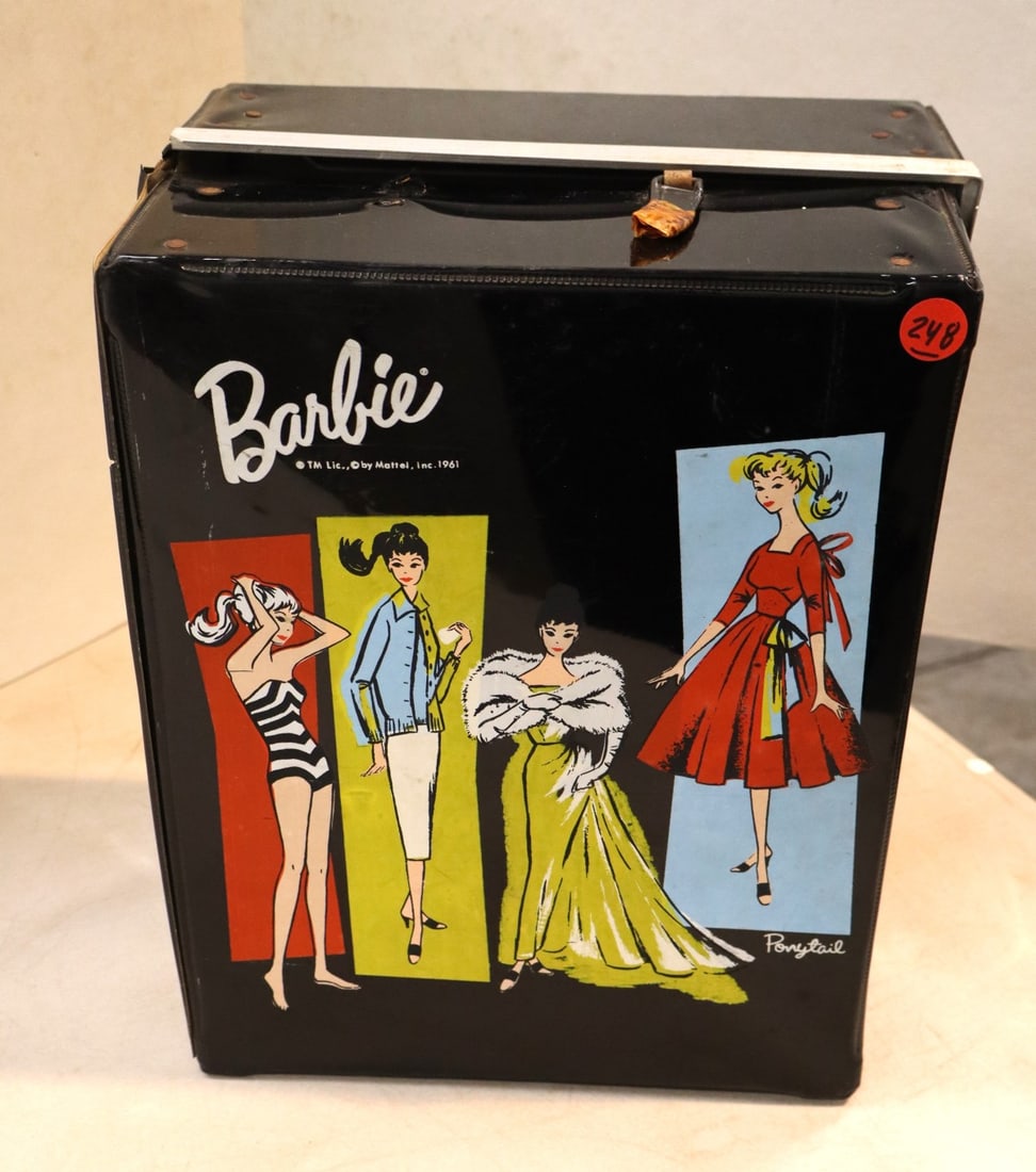 Vintage Barbie Pony Tail case (1 of 3)
