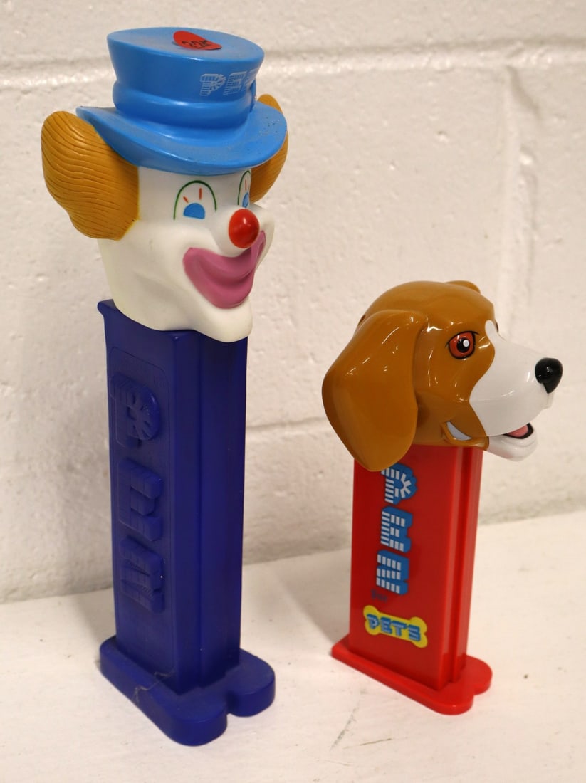 2 vintage collectible PEZ: bank and large pet PEZ (1 of 3)