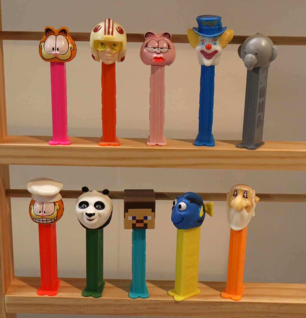 10 vintage PEZ candy dispensers (1 of 1)