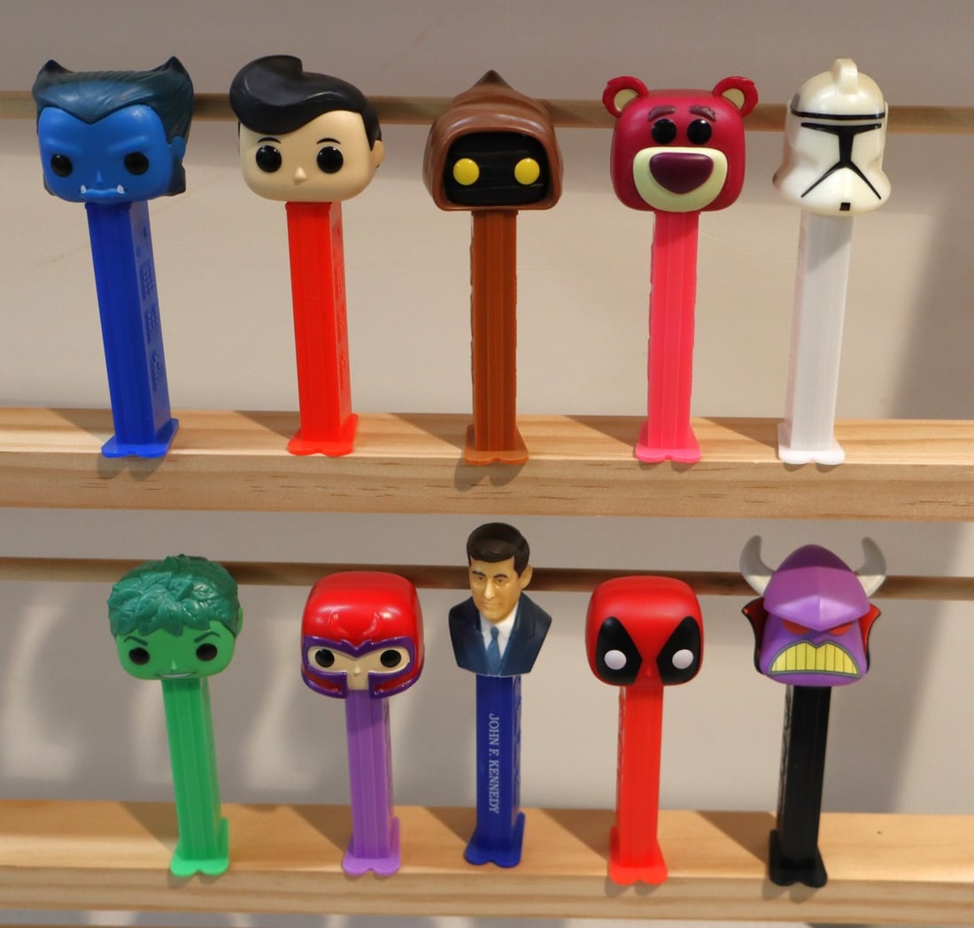 10 vintage PEZ candy dispensers (1 of 1)