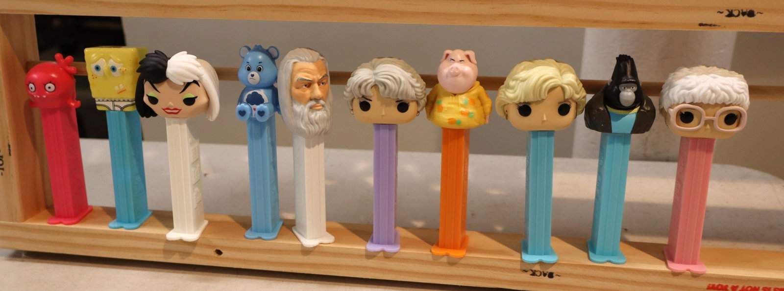 10 vintage PEZ candy dispensers (1 of 1)