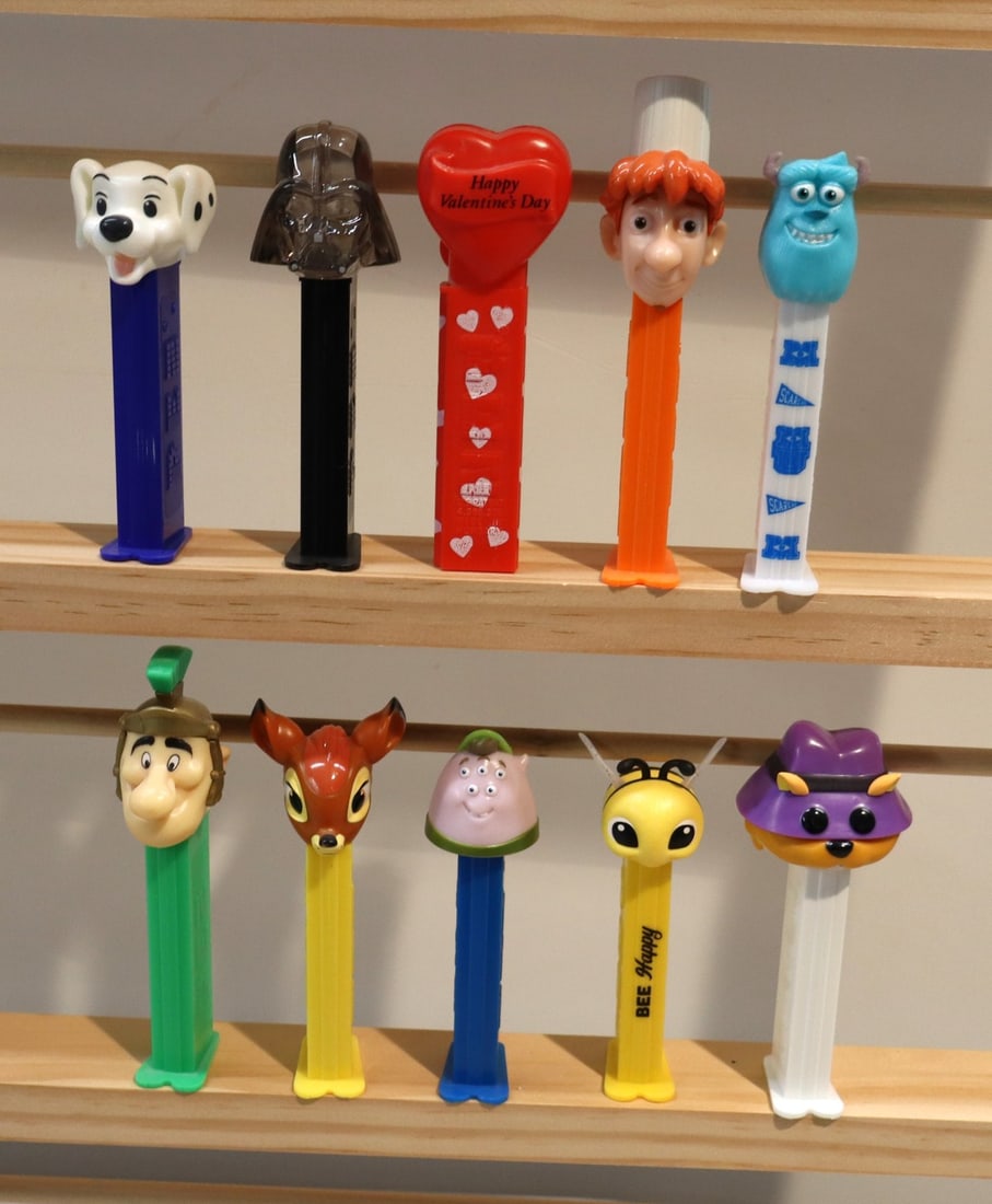 10 vintage PEZ candy dispensers (1 of 1)