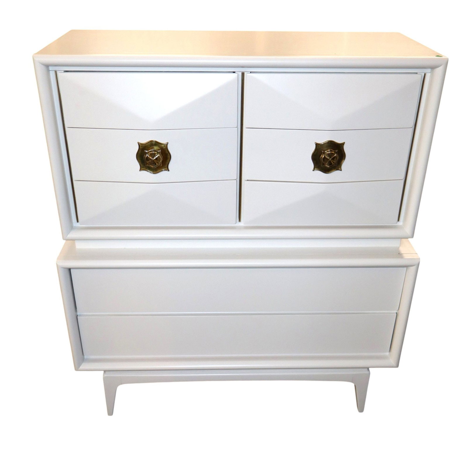 MCM United Furn. Corp diamond front chest on chest: Mid Century Modern United Furniture Corp. 8 drawer diamond front chest on chest in a white paint finish, structurally sound and in good condition. 50"h x 44"w x 20"d