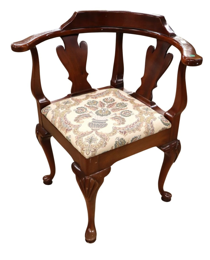 Statesville Furn QA upholstered corner chair (1 of 7)