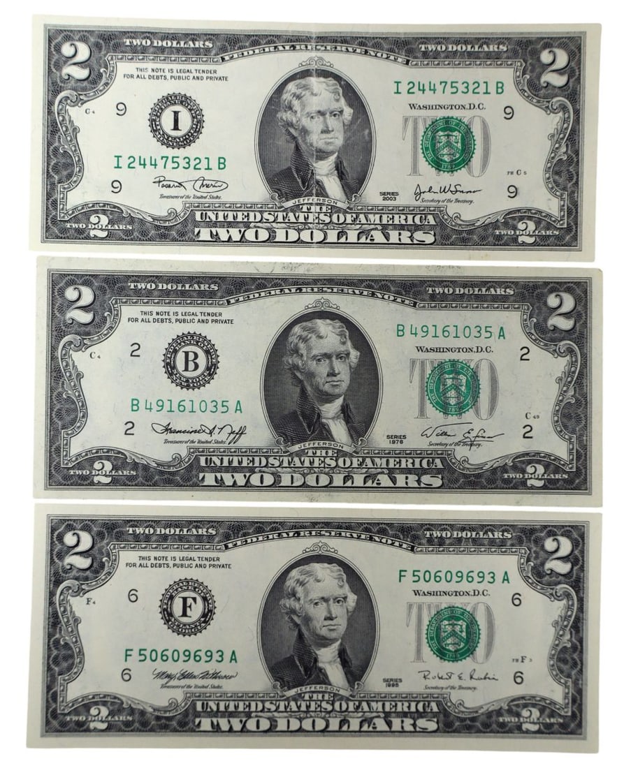 3 US $2 dollar bills green seal 1976 Bicentennial (1 of 3)