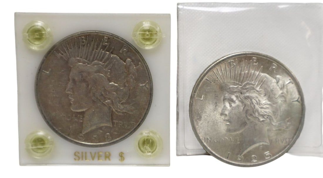 2 US Peace silver dollars 1925, 1923 is in quick slab (1 of 3)