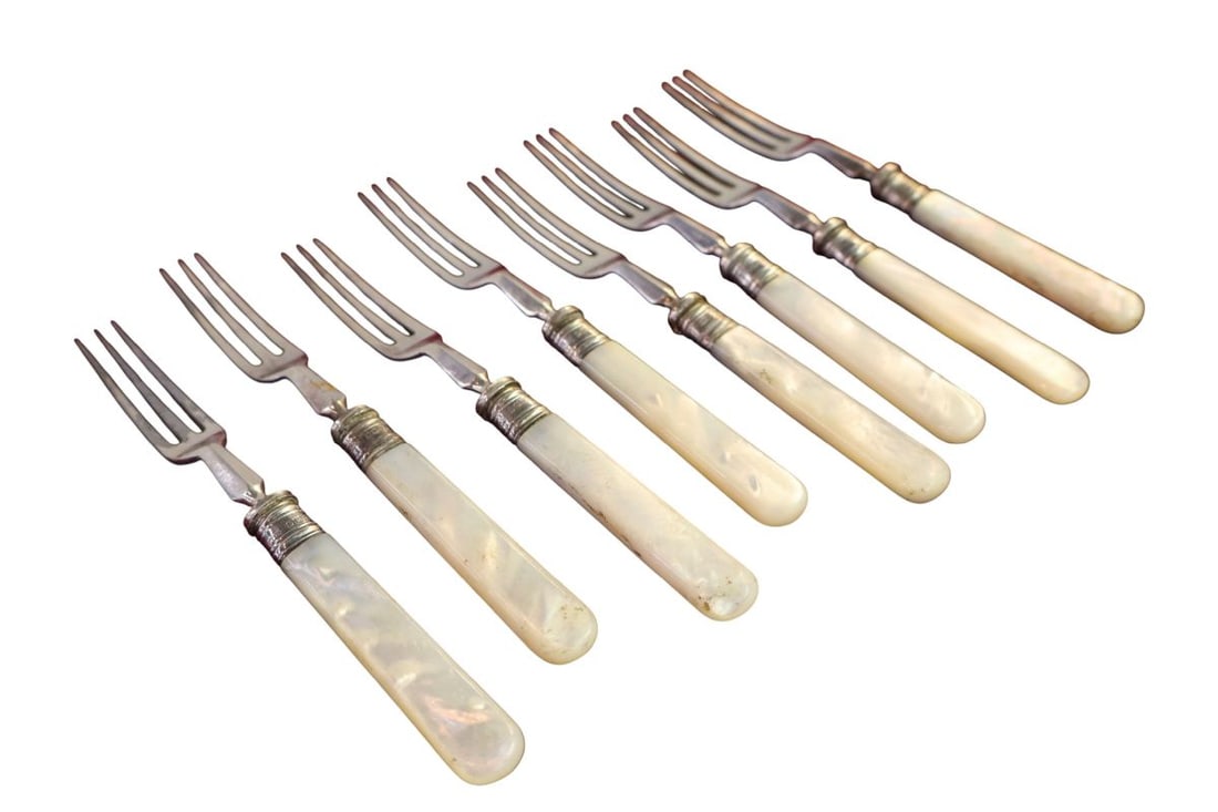 8 antique mother of pearl handled shrimp forks (1 of 4)