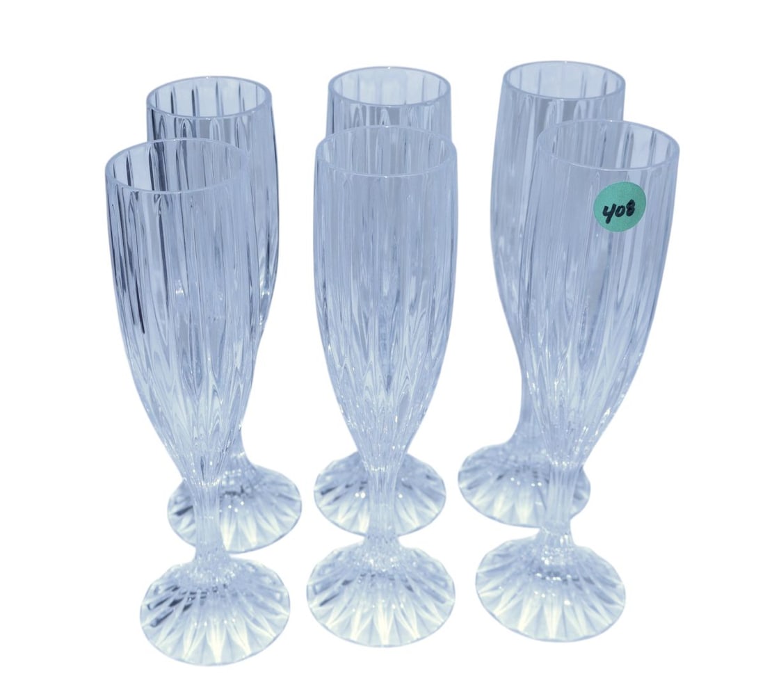 Set of 6 lead crystal champaign glasses (1 of 3)