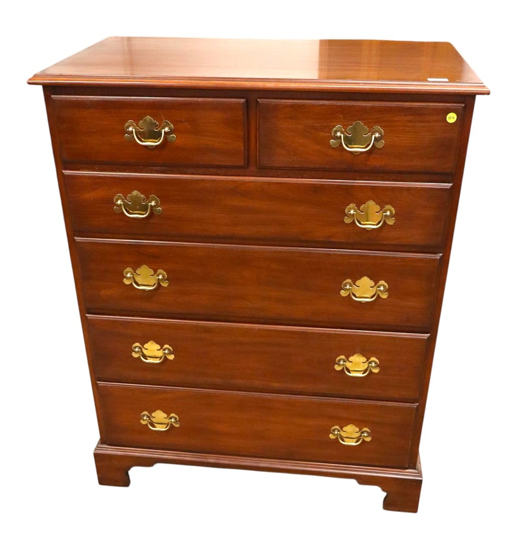 Nice Henkel Harris VA Galleries high chest (1 of 9)