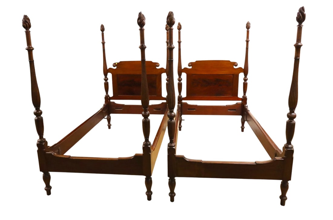 PR quality antique solid mahog 4 poster twin beds (1 of 10)