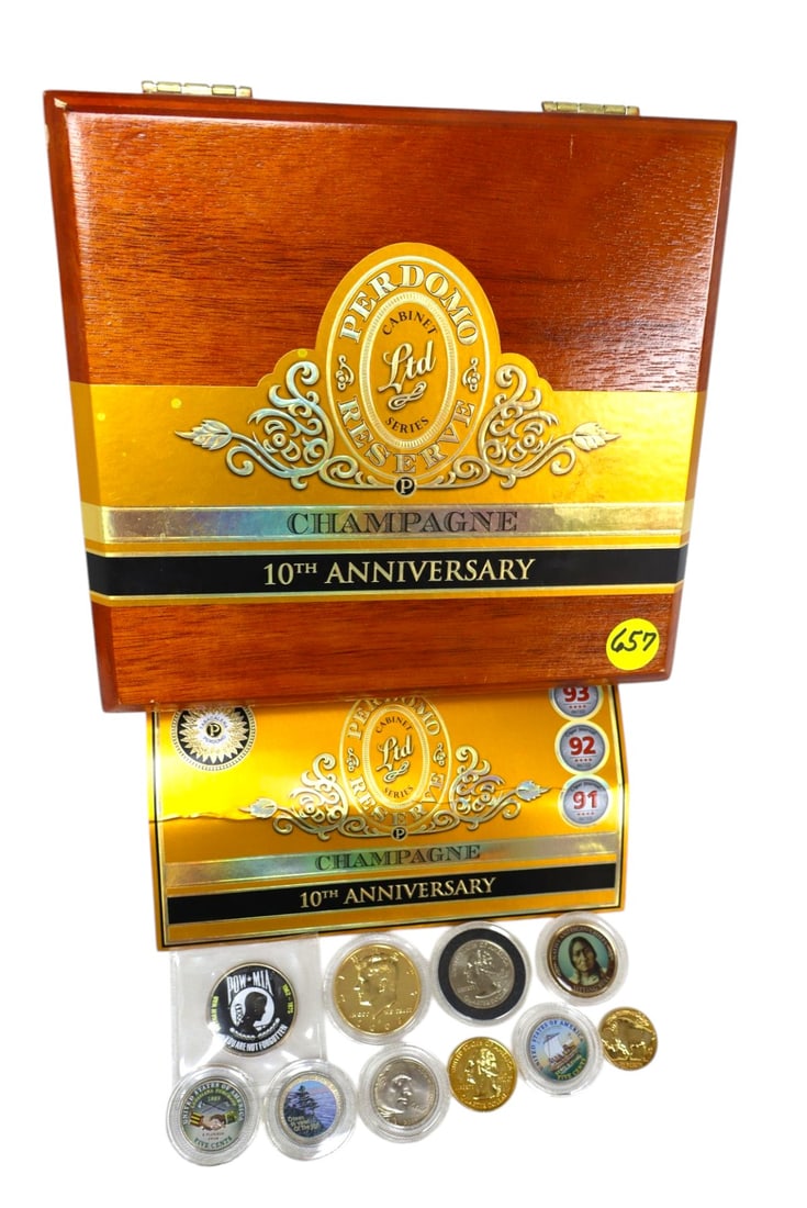11pc lot: 10 painted halfs, nickels, quarters and Champagne Cigar Box (1 of 7)