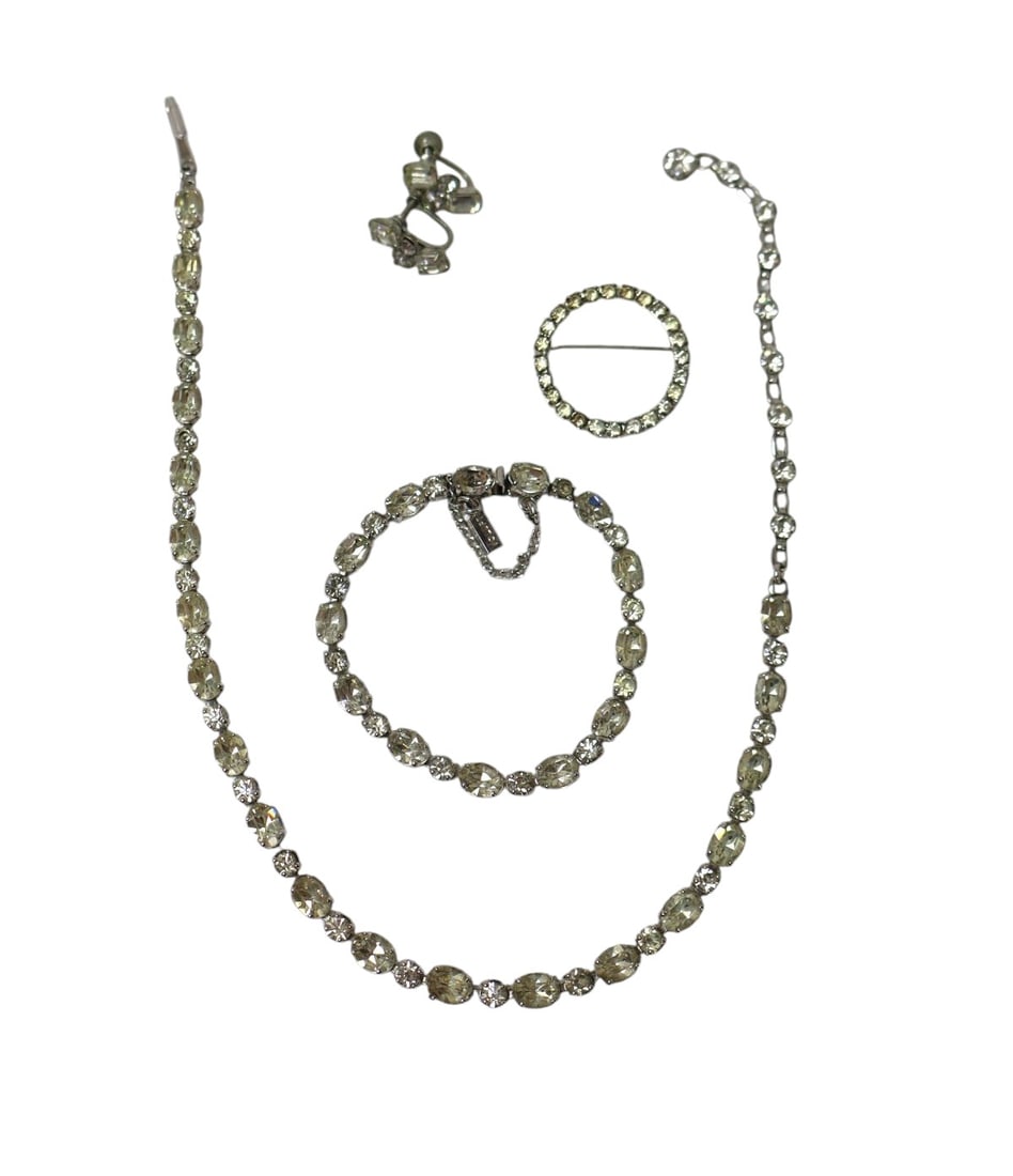 4pc Volupte vintage costume diamond style jewelry (1 of 4)
