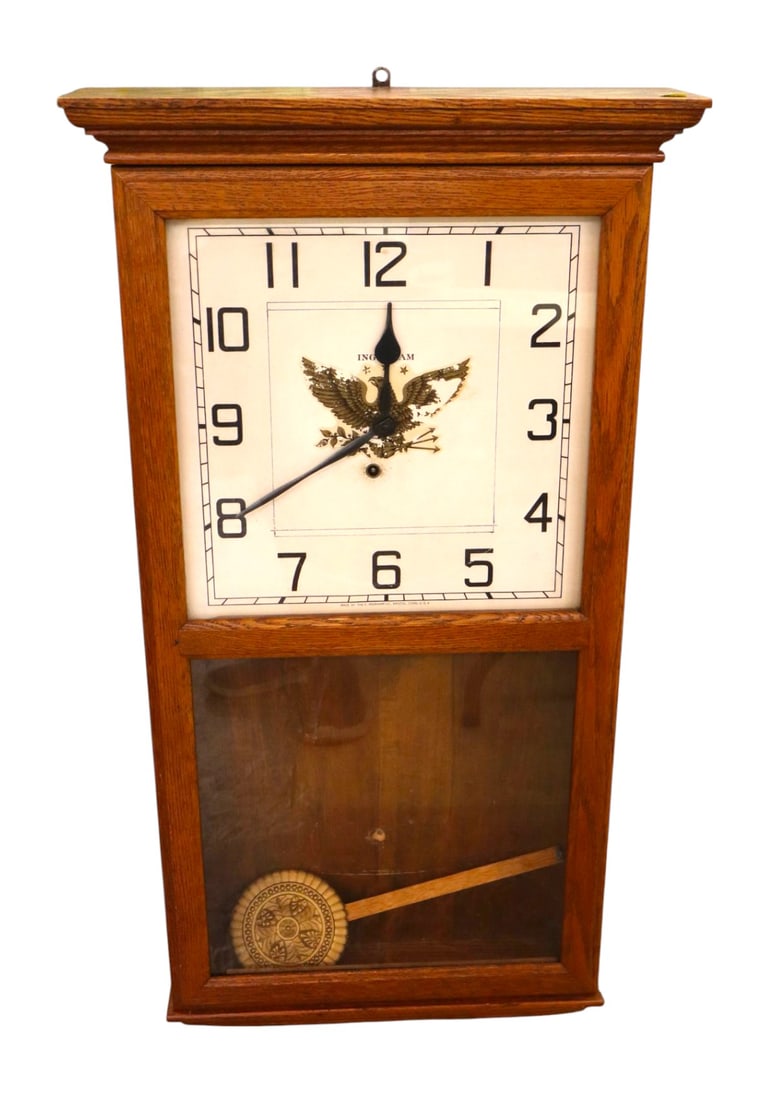 Antique Ingraham Oak Wall Clock, Pendulum, Key (1 of 5)