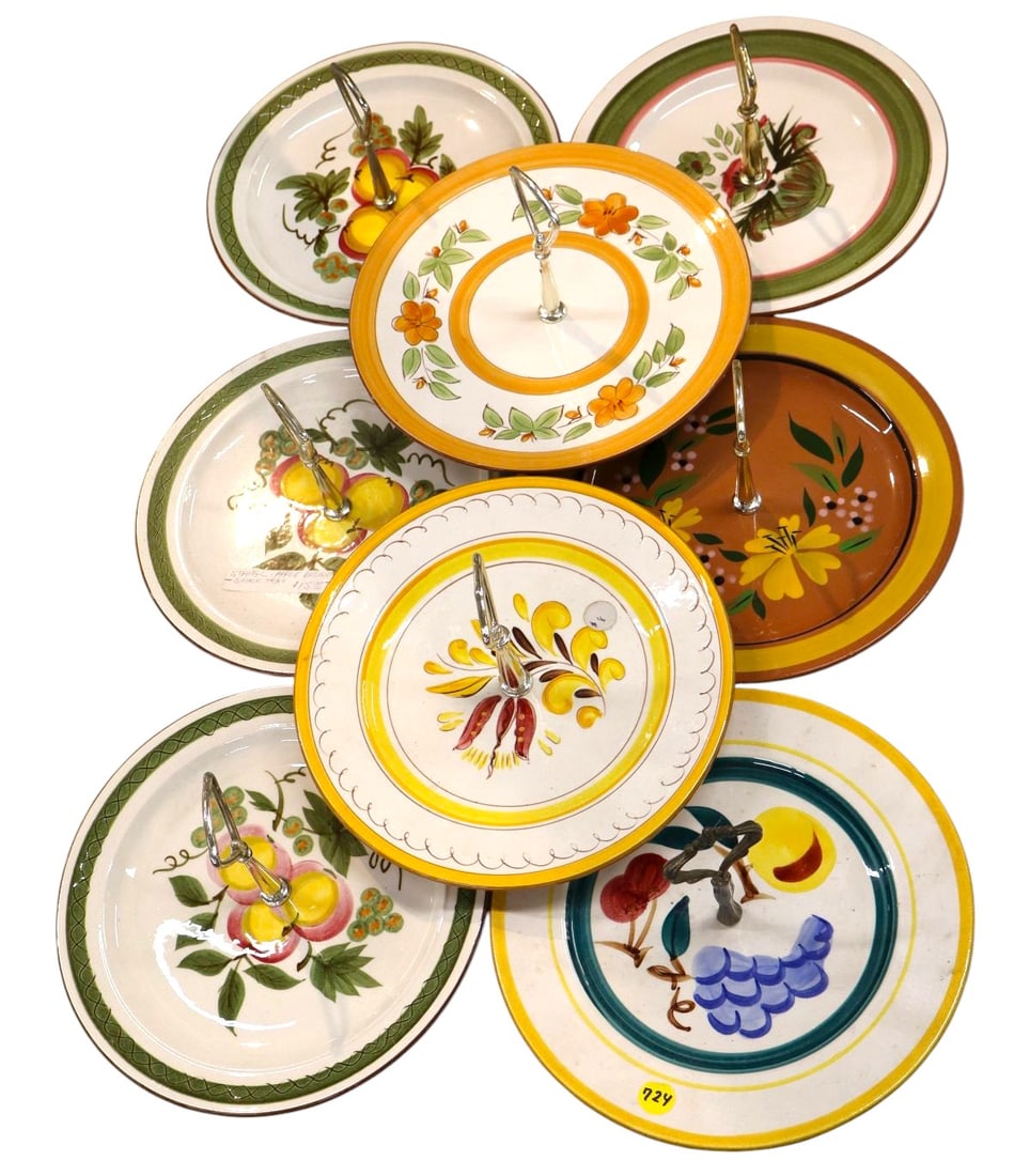 8 pieces of vintage Stangl handle decorator plates (1 of 2)