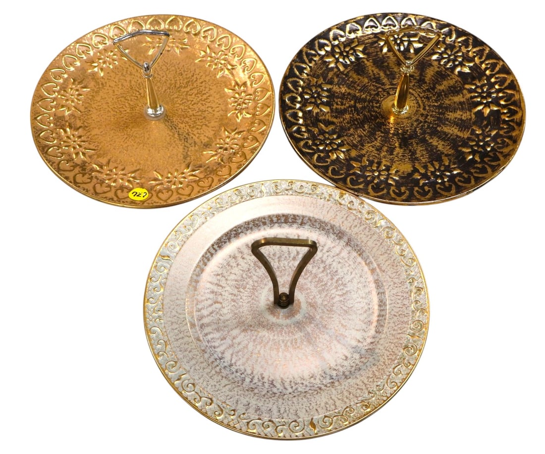 3 Vtg Stangl Granada & Black gold pattern handled plates: 3 vintage Stangl Granada and Black gold pattern handled plates